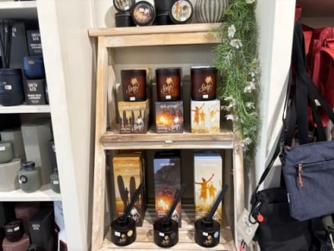 Specialty Gifts for Coastal Living (CS26126)