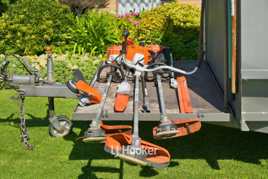Established Lawn Mowing & Garden Business Opportunity