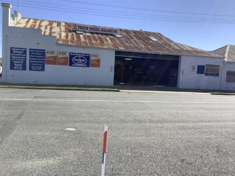 Property & Business Included - Donald Tyre & Exhaust Centre