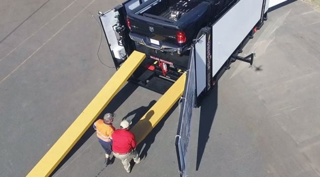 PATENT OPPORTUNITY FOR INNOVATIVE DISPLAY FOR ELEVATED VEHICLE ROTATING DEVICE