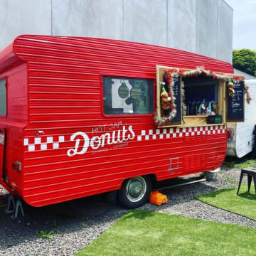 DJ'S DONUTS & SHAKES - LOW OVERHEADS