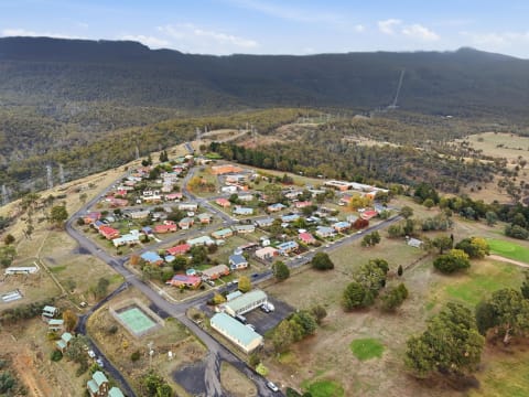 Commercial Vacant Building Blank Canvas STCA Caravan Park Asking o/o $250K 1.42 acres freehold