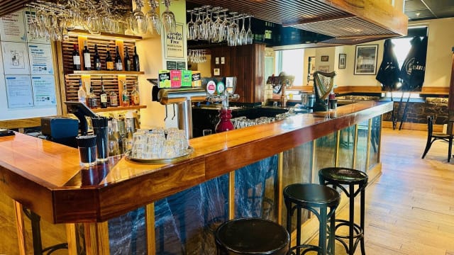 UNDER OFFER -  The Steam Packet Hotel