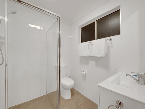 LEASEHOLD MOTEL OPPORTUNITY - BILOELA, QLD - 2702ML