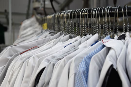 Alterations*Tkg $5,000+pw*Eastern *Busy Location* [2507181]