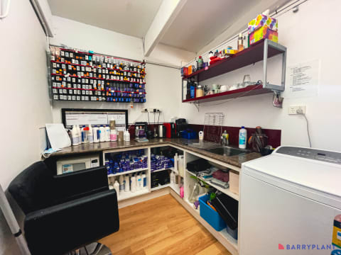 Thriving Hair Salon in Prime Cowes Location – Excellent Opportunity!