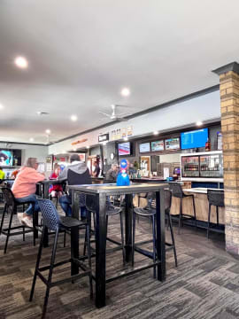 Bottle Shop and Tavern $75,000 wiwo Easy Operation, Main Rd Frontage, Highly Profitable