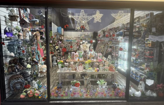 "PRICE REDUCED" TOOWOOMBA NEWSAGENCY FOR SALE $150,000 plus SAV