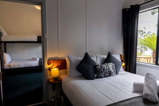 Ynqulloggigyvvox1hin