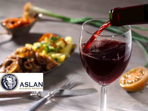 BAR/RESTAURANT FOR SALE IN BAYSIDE