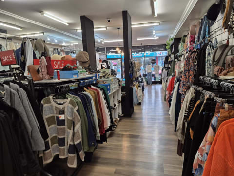 Fashion Boutique Devonport - Prime Location, Loyal Clients