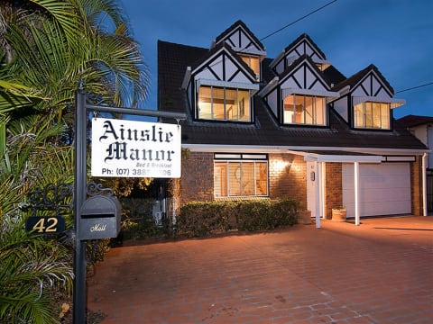 Profitable Seaside Bed & Breakfast Freehold Investment in Redcliffe