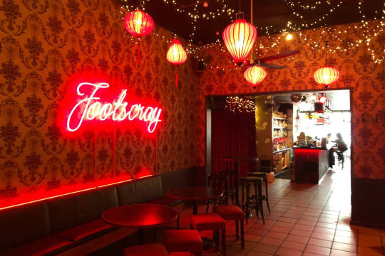Littlefoot - Popular Bar & Live Music Venue