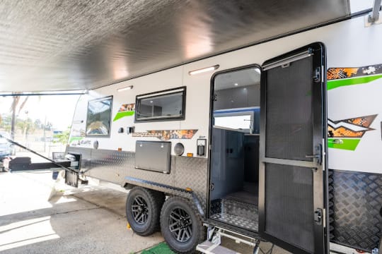 Caravan / RV Sales & Repair Business