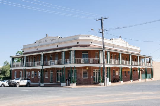 Freehold Hotel for Sale - Tottenham Hotel