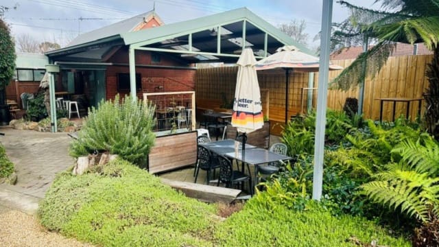 Historic Ballarat Pub with Accommodation & Multiple Income Streams