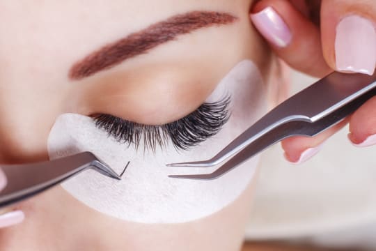 Modern Beauty Salon for Sale – WIWO – High Foot Traffic Shopping Centre Location – BARGAIN [2605072]