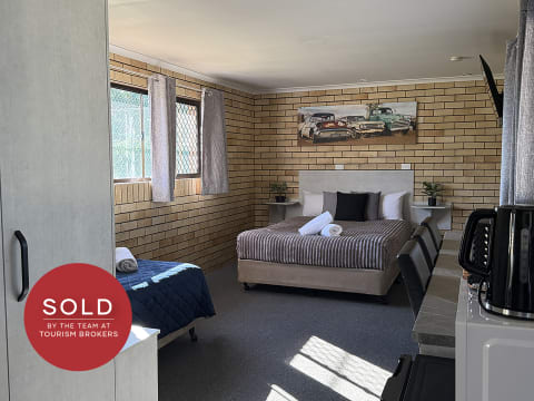 Toowoomba Leasehold Motel Opportunity - 2006ML