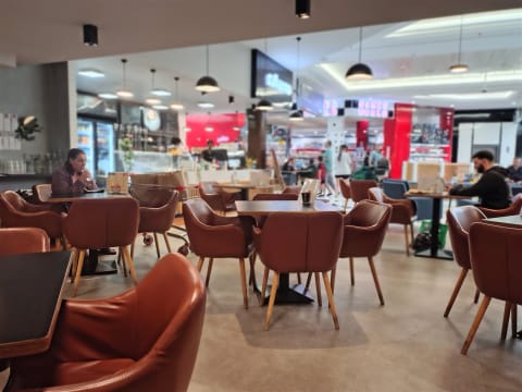 Premium Franchise Cafe - High-Traffic Shopping Centre