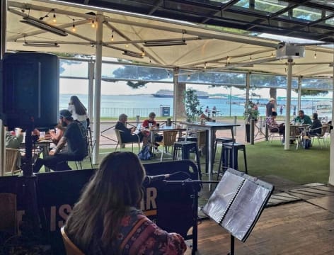 Pier Hotel in beautiful  Port Lincoln Seaside Lease