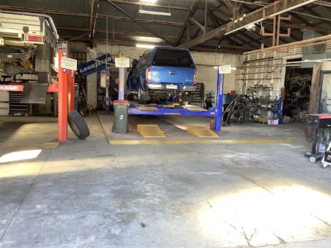 Property & Business Included - Donald Tyre & Exhaust Centre