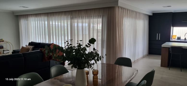 HOME-BASED, STRONG PROFITS, FLEXIBLE LIFESTYLE - CUSTOM WINDOW TREATMENTS