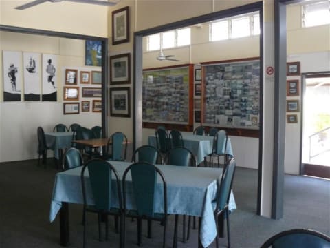 COUNTRY FAMILY HOTEL SELLING FREEHOLD