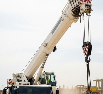 Longstanding, Profitable Crane Hire Business Gold Coast