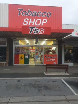 Tobacconist / Freehold in Maryborough (JASW0036)