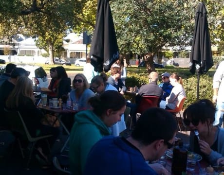 CAFE- TAKE AWAY FOOD  - TAKING $10,000PW.  AS NEW. RENT $850PW.  ONLY 30 HOURS PW.