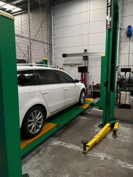 Automotive Workshop in Ipswich for Sale