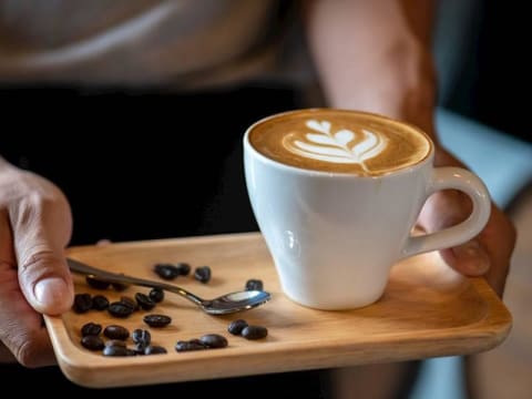 Thriving Bondi Corner Cafe $35,000 P.W. Sales