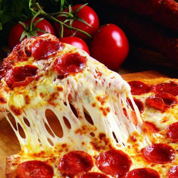 Established 20-Year Pizza & Hospitality Business – Doreen