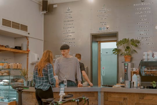 Busy, Somerville cafe, full team of staff,  11k+ weekly sales [2508191]