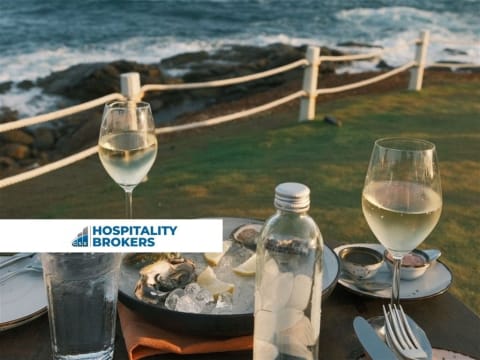 Waterfront Restaurant High Net Margins 4-Days Trade