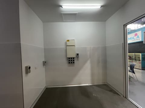 BlossomBite Creations of Bespoke Cakes and Desserts