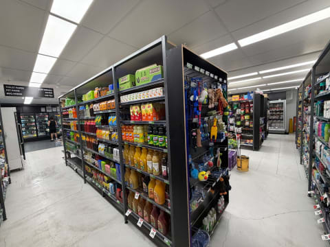 FOODWORKS (BRUNSWICK EAST)