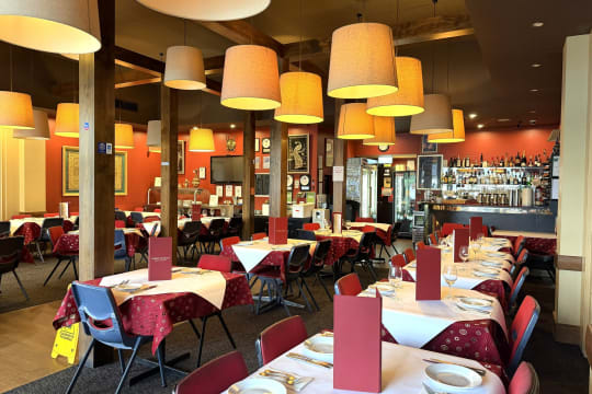 LEASEHOLD - Indian Tandoori Restaurants, NSW & VIC - 1P0580