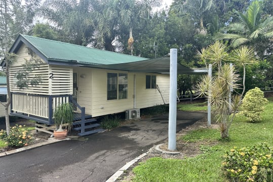 SUPERLATIVE BOUTIQUE LIFESTYLE ACCOMMODATION BUSINESS - 1015CPF