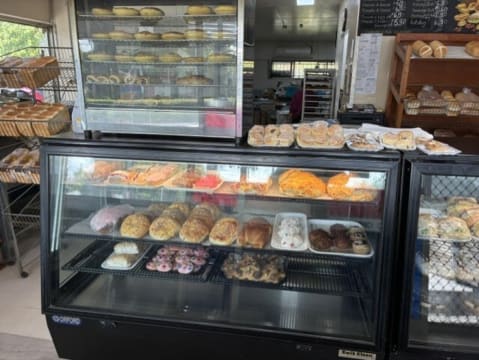 SOUTHSIDE BAKERY FOR SALE OUTSTANDING BUSINESS WITH HIGH PROFITS OFFERS OVER 200K!