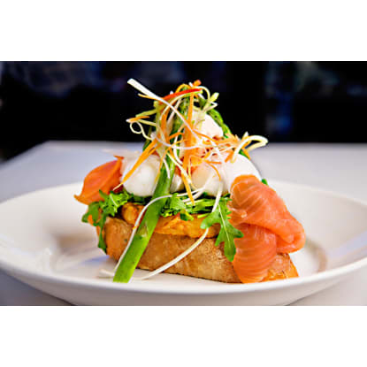 COFFEE LOUNGE, TAKING $37,000 PW, LOCATED IN THE CBD, PRICED AT $1,650,000, REF 5923