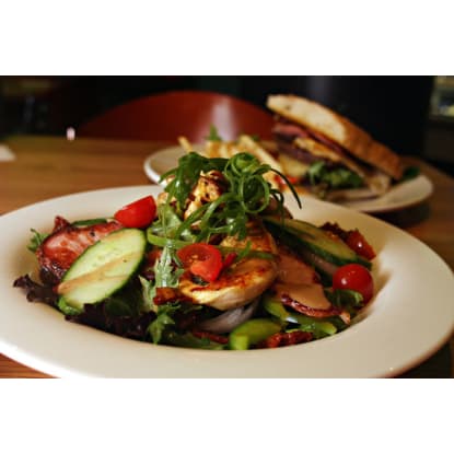 CAFE, TAKING $40,000 PW, MAJOR HOSPITAL LOCATION, PRICED AT $1,200,000, REF 6345