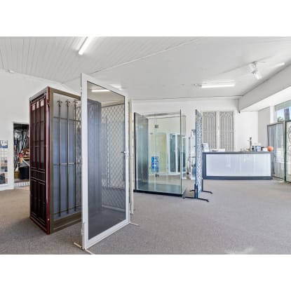Sensational Husband & Wife Business or Tradies