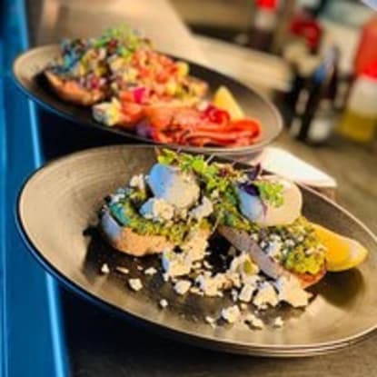Cafe / Bar - A Great Opportunity Has Come Aloong - 36017