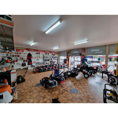 ESTABLISHED SMALL ENGINES AND POWER EQUIPTMENT BUSINESS