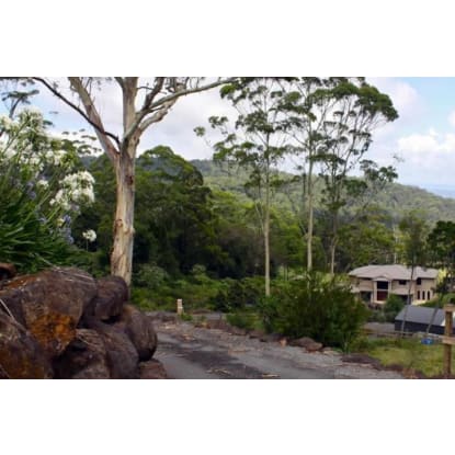 FREEHOLD 7.5 ACRES & HOLIDAY ACCOMMODATION FOR SALE