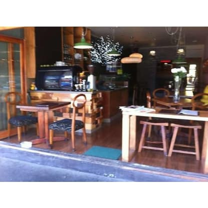 Best busy restaurant in st Klida east