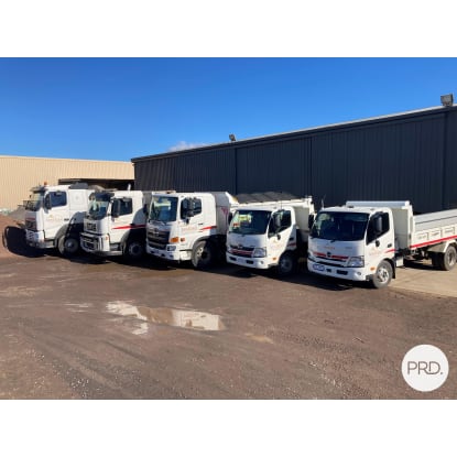 Highly successful sand and soil business in a rapidly developing location.