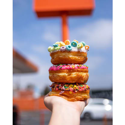 Bringing Sweet Doughnut History To Australia - Randy's Donuts!