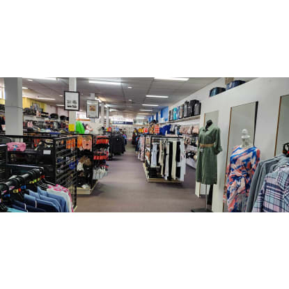 Excellent Fashion House - Good Income